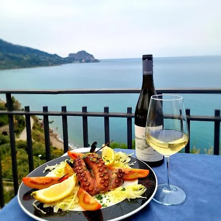 La Casa Del Mar Aparthotel Cefalu