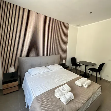 La Casa Del Mar Aparthotel Cefalu